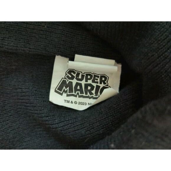 Super Mario Bros Ball Beanie Hat - Picture 4 of 4